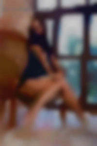 I like West Virginia singles to tease and   please a woman.